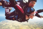 gal/Holidays_and_Trips/Oz_2002/Sky_Dive_Byron_Bay/_thb_oz2-09.jpg