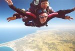 gal/Holidays_and_Trips/Oz_2002/Sky_Dive_Byron_Bay/_thb_oz2-10.jpg