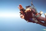 gal/Holidays_and_Trips/Oz_2002/Sky_Dive_Byron_Bay/_thb_oz2-15.jpg