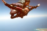 gal/Holidays_and_Trips/Oz_2002/Sky_Dive_Byron_Bay/_thb_oz2-21.jpg